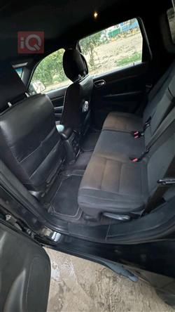 جیپ گراند شیرۆکی